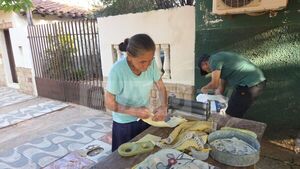 Kuña guapa: a sus 72 años, pedalea 20 km