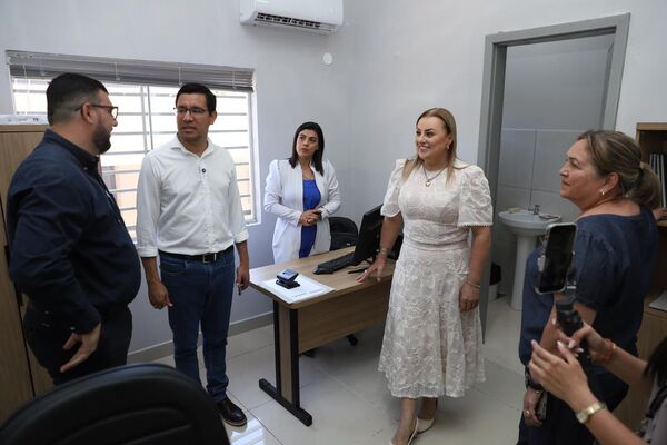 Tres distritos del Alto Paraná reciben obras en salud, caminos y educación - ADN Digital