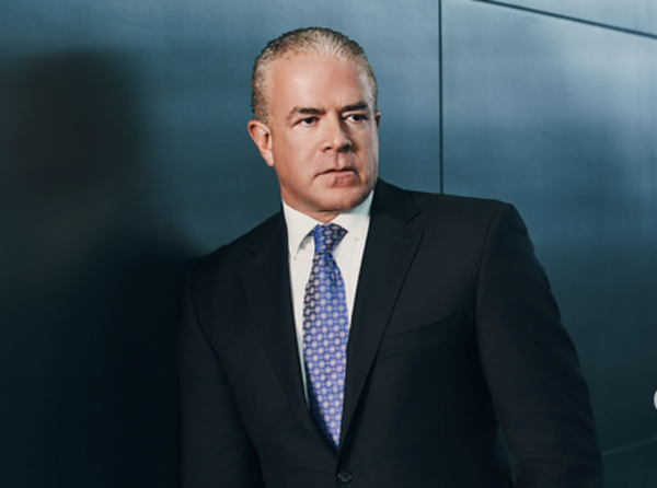 Guatemala retira cargo diplomático a mexicano copropietario de Miss Universo