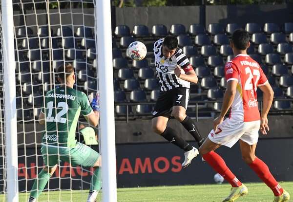 Libertad: Guiñazú se fue, y ¿Tacuara? - Fútbol - ABC Color