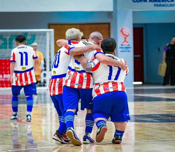 Selección karapeí de futsal FIFA acaricia el título de la Copa América de talla baja - La Tribuna