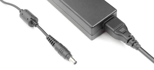 ¿Arruina la Batería Usar la Laptop Siempre Enchufada?