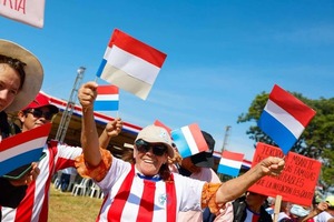 Peña Entrega 366 Casas y 120 Títulos en Concepción