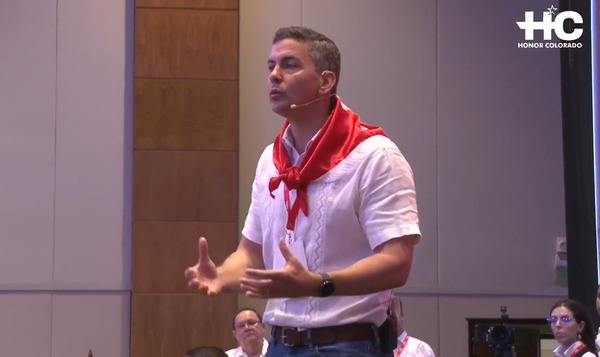 Plenaria de HC: Peña llama a unidad, a consolidar victorias y resalta liderazgo de Cartes - ADN Digital