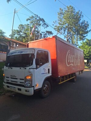 Camión distribuidor escapa de una emboscada armada en pleno camino