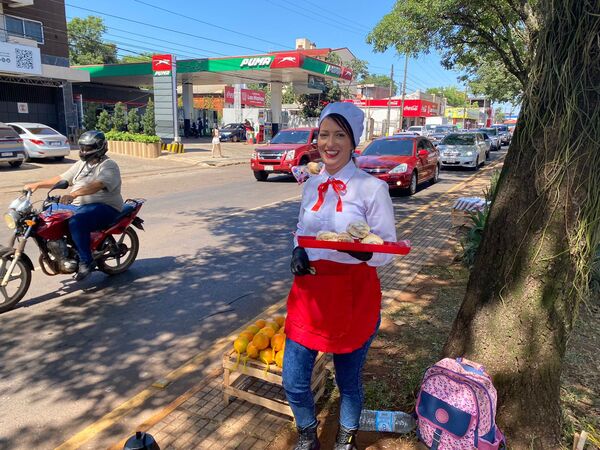 María Gómez: la vendedora que se volvió referencia en plena avenida