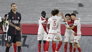 El Mónaco castiga la pereza del PSG