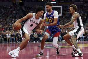 Los Spurs tumban a Denver y avanzan a cuartos de la NBA Cup - Polideportivo - ABC Color