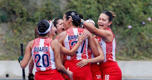 La Nación / Medalla de plata para las Aguará en hockey