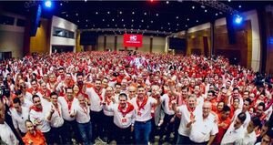 Horacio Cartes respalda a Pedro Alliana y llama a la dirigencia a trabajar por su candidatura