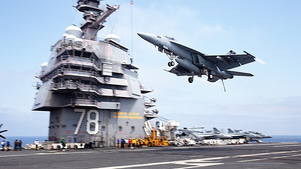 Maduro bajo presión: Trump da por cerrado espacio aéreo de Venezuela