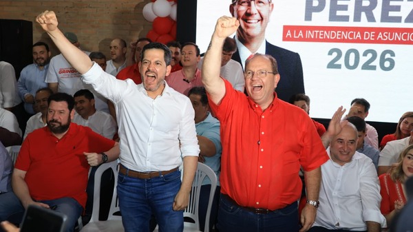 Con el lema: "Con Camilo, Asunción puede", presentan oficialmente la precandidatura a la intendencia de Asunción