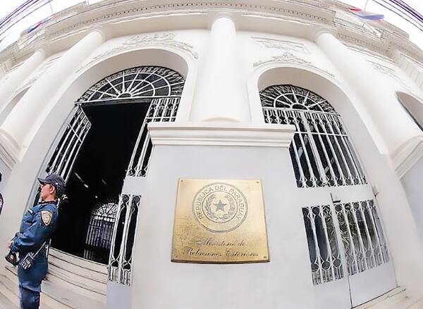 Cancillería incorpora 20 nuevos secretarios a la carrera