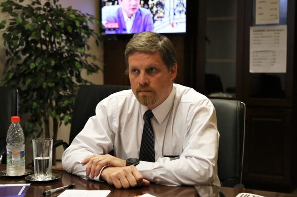 Popular / Senar pide dejar bolonki entre colorados: "Evitar campañas agresivas"