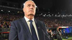 Alfaro anticipa un camino "arduo y desafiante" hacia el Mundial 2026