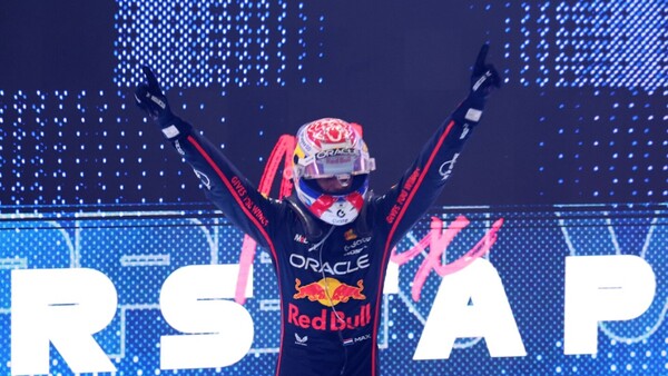 Verstappen pone patas arriba el Mundial