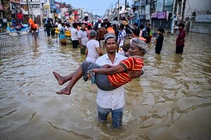 Las inundaciones en Indonesia, Tailandia y Sri Lanka dejan más de 900 muertos