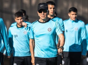 Popular / ¡El milico ecuatoriano contó cómo pa iba a ser la pretemporada de los jugadores de Olimpia si él seguía!