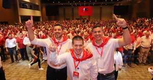 La Nación / Honor Colorado ratificó poderío con 3.000 líderes en su plenaria