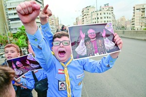 Papa León XIV Llega a Líbano con Mensaje de Paz