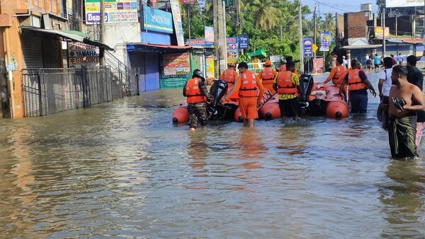 Sri Lanka eleva a 334 los muertos y 370 los desaparecidos por las fuertes inundaciones