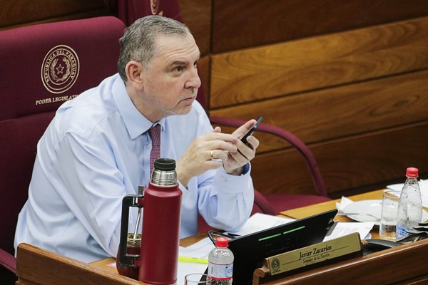 Zacarías Admite Interés en Presidir Comisión Permanente