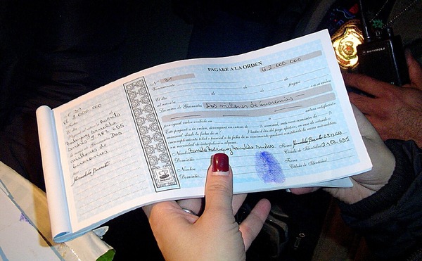 Implicado en “mafia de pagarés” en Plenaria, causa indignación - Portal Digital Cáritas Universidad Católica