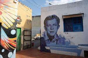 El Gobierno y Unesco pactan revalorizar la Chacarita, cuna de la guarania - Cultura - ABC Color