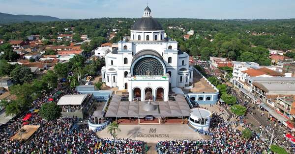 La Nación / Caacupé: obispo llama a cooperar todos en la construcción de una sociedad “justa y fraterna”