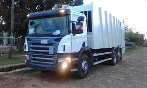 RECOV advierte sobre riesgos en la vía pública por decoraciones navideñas y pide a la ciudadanía extremar cuidados - OviedoPress