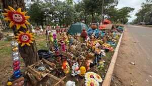 Pesebres y adornos navideños decoran la Avda. Heriberto Colombino - Concepción al Día