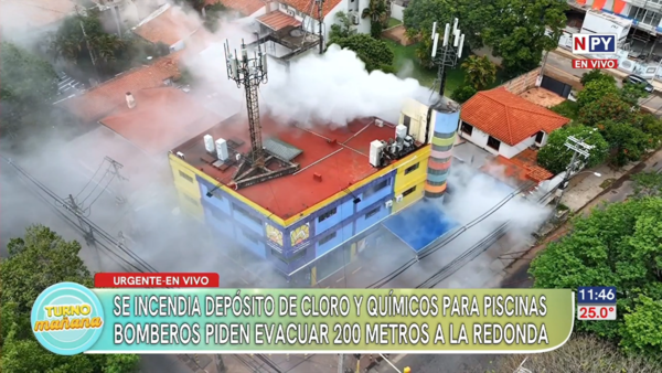 Alarma por incendio en depósito de químicos para piscinas: evacúan a residentes y trabajadores