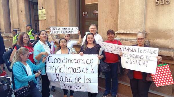 Senado analiza denuncia penal por la “mafia de los pagarés” y destapan irregularidades en el BNF y Walton Capital - Política - ABC Color