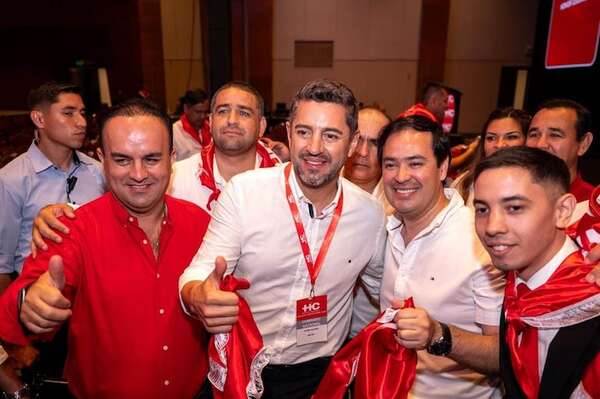 Roberto González teme otro “engendro” de HC, critica al “encuentrista” Alliana y especula con “harakiri” masivo - Política - ABC Color