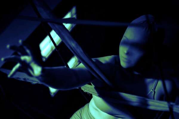 Eq’e Cía. estrena “Umbral”, un tríptico íntimo que explora lo onírico - Cultura - ABC Color