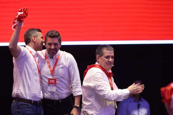 Mauri Espínola tilda a dupla Santi-Alliana de la “más corrupta de la era democrática” y pide a Cartes emular a Argaña - Política - ABC Color