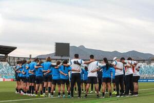 Preparadas para el juego ante Chile