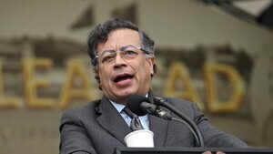 Imputan por corrupción a ex ministros de Gustavo Petro