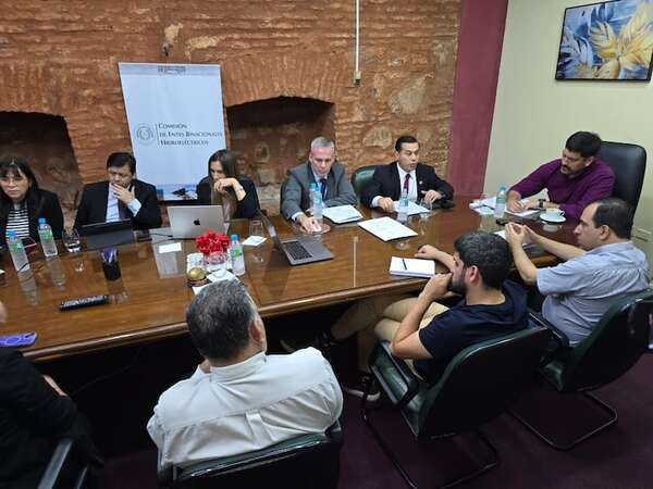 Diputados instan al Gobierno a usar fondos de Itaipú y evitar “tarifazo” de ANDE - Economía - ABC Color