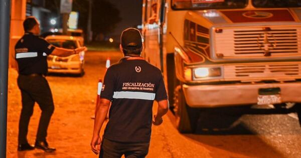 La Nación / Caacupé: Dinatran pide denunciar cobro indebido de pasajes