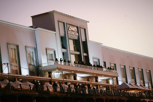 Se inaugura espacio dedicado al arte contemporáneo en el Puerto de Asunción