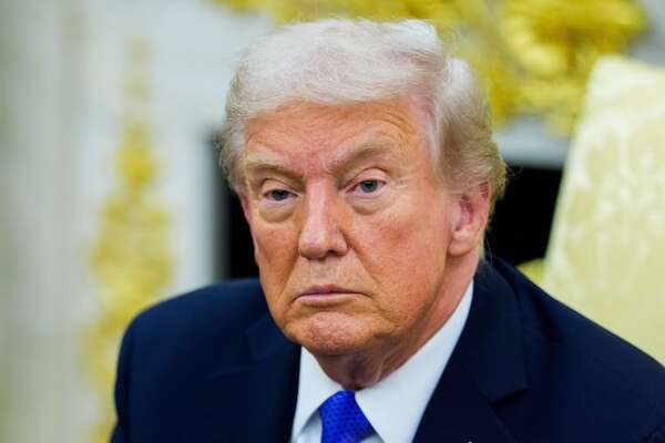 Trump libera a expresidente hondureño condenado por narcotráfico - Mundo - ABC Color