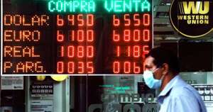 La Nación / Presiones externas hunden aún más la cotización del dólar en Paraguay