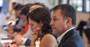 Carlos Giménez tuvo que pedirle a D'Ecclesiis que dejara liderar la chapa en Choré a su hermana