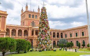 Encendido del Árbol de Navidad se realizará este miércoles 3 de diciembre en Palacio de López