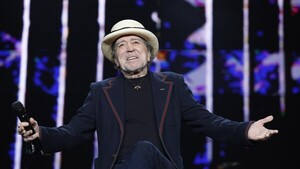 Joaquín Sabina da un emocionado adiós en el "último concierto y el más importante" de su vida