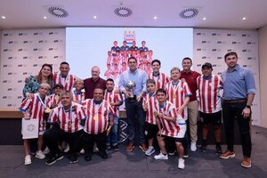 La Selección de Talla Baja fue homenajeada por la APF