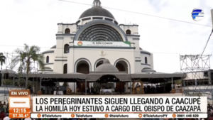 Miles de peregrinantes colman Caacupé 2025 en agradecimiento a la Virgen