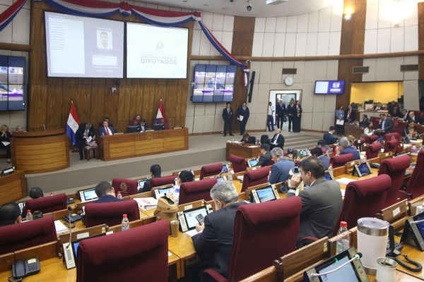 Con mayores recursos para salud, educación y seguridad, aprueban PGN 2026 - trece