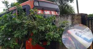 Diario HOY | VIDEO | Chofer se descompensó y chocó contra una vivienda en Ñemby